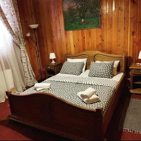 Zakarpatska Kolyba Hotel *